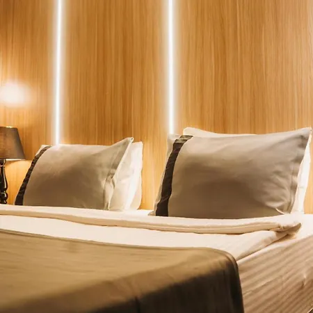 Royal Mass Airport Business Hotel-3